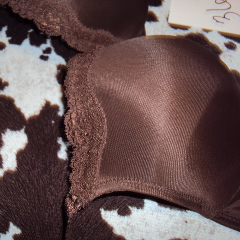 Molded Cups Underwire Bra